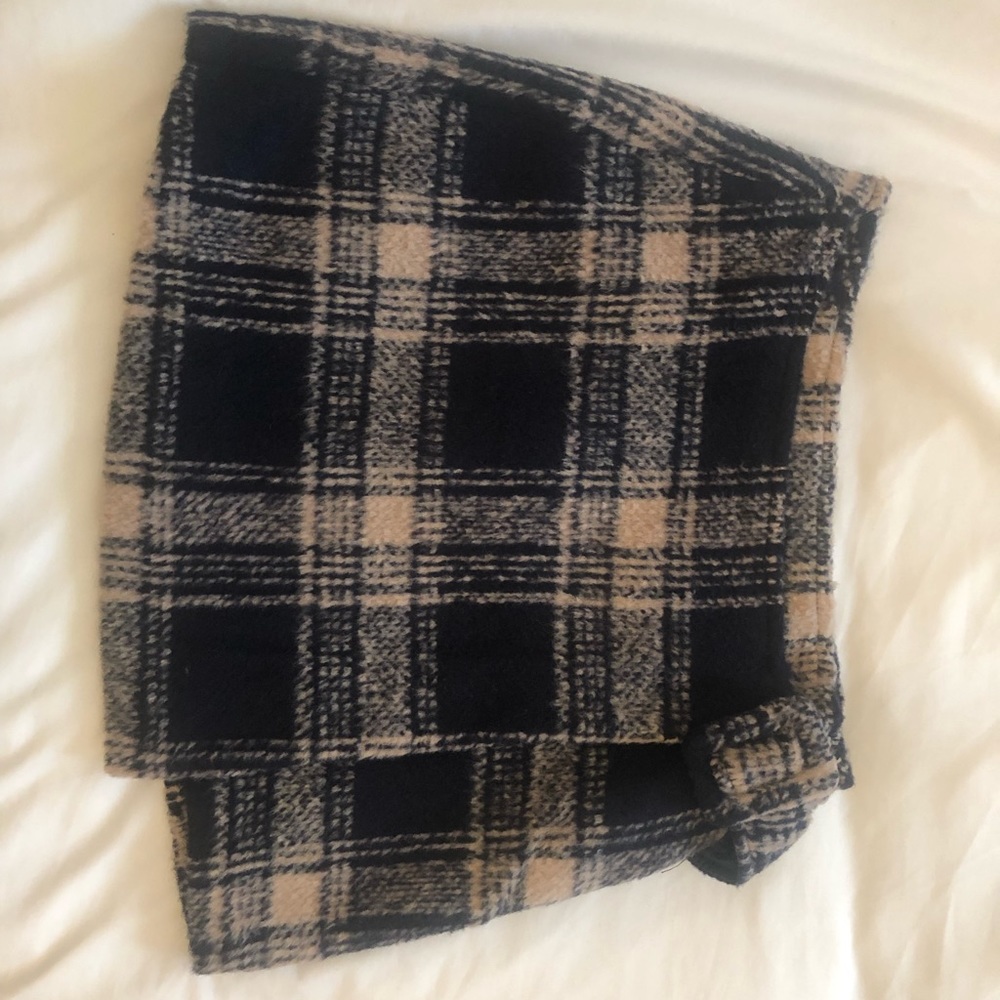 Urban Outfitters Black and Beige Plaid Mini Skirt